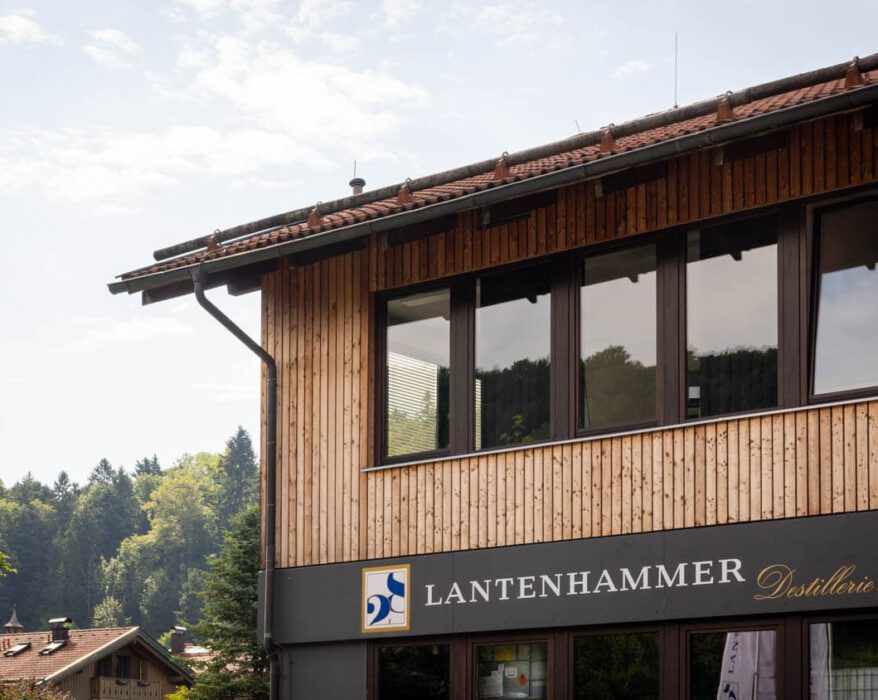 Lantenhammer von außen