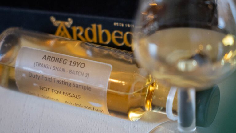 Ardbeg Traigh Bhan 3