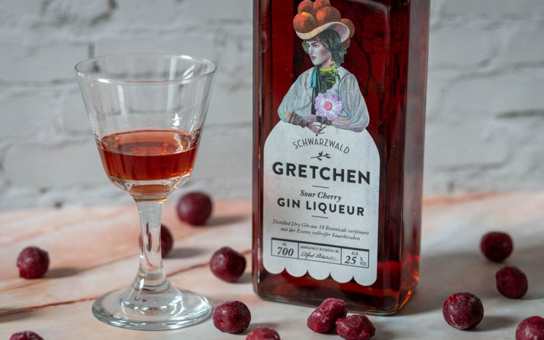 Schladerer Gretchen Sour Cherry Gin Liqueur im Test: Sommer im Schwarzwald