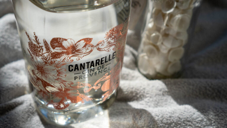 Cantarelle GIn de Provence Etikett