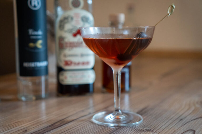 Cocktails mit Kirschwasser