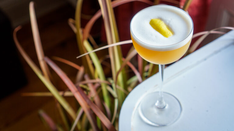 Earl Grey Martini Cocktail
